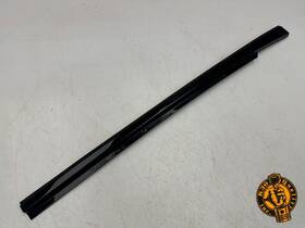 2476909202 Mercedes Benz 2020-2025 Gla Glb E Eqb Panoramic Sunroof Right Strip Molding Trim Oem