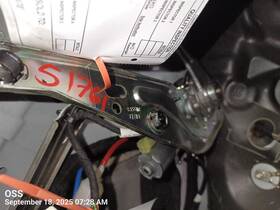 Mercedes-benz 640.mb1q14 S550 2014 Lid Motor Pull Down 6632247