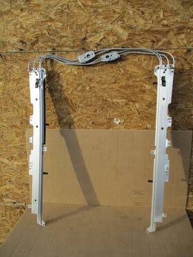 A21278007299 Mercedes-benz 2010-2016 E350 W212 Sunroof Frame Track Oem A21278007299 Mercedes-benz 2010-2016 E350 W212 Sunroof Frame Track Oem