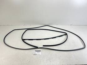 Mercedes Benz A2137820600 2021-2026 Gla Panoramic Sunroof Sun Roof Seal Rubber Oem