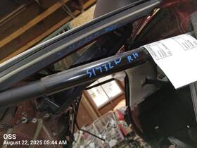 640.da1223 Nissan Pathfindr 2023 Lid Motor Pull Down 6568037