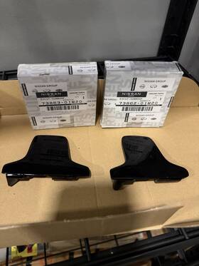 Nissan 73863-01m20 240sx S13 Sunroof Hinge Escutcheon Pair 73863 01m20 2