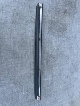 Nissan 91670 30p00 1992 300zx 2 T-top Sunroof Window Glass Molding Retainer - Right Oem