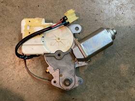 D40100305 Nissan D4010 89-94 1990 Maxima Sunroof Motor Fast Ship