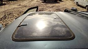 Nissan Trucks 7361001g00 1987-1994 Pathfinder Sun Roof Glass Oem Top Window