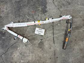 23148679 Oem 2015 2016 2017 2018 Gmc Sierra Silverado Right Extended Cab Curtain Module