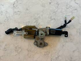 85730-20021 Oem 85730-20020 1987-1991 Toyota Camry Power Sunroof Motor And Controller