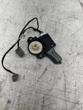 Ac233100-0670 Oem 2015-2020 Gmc Yukon Xl Sunroof Moonroof Window Motor Assembly 1326