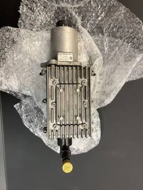 9325645052 Porsche Panamera S Hydraulic Pump 2011 Lhd 25971708