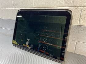 95b877056z Porsche 2015 2016 2017 2018 Macan S Rear Panoramic Glass Window Oem