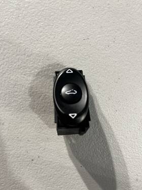 99761314700 Porsche 2005-2012 997 911 Sunroof Switch