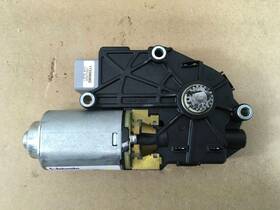 1731706a Range Rover 2011 Land Sunroof Motor Oem