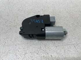 Cpla-53508 Range Rover 14 15 16 17 Land Sunroof Sun Roof Window Glass Motor 1387 Oem