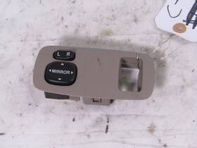 183574-55446 Toyota 04-10 Sienna Wing Power Mirror Window Rear Vent Switch Trim