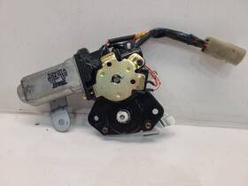 628.to1b05 Toyota 2005 Corolla S Sedan Sunroof Power Motor
