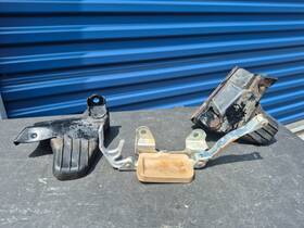 63650-17010 Toyota 85-89 Mr2 Sunroof Storage Stay Brackets - Frunk Aw11 Mk1