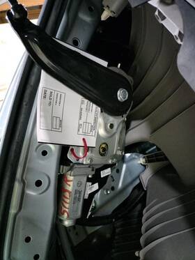 640.to1q15 Toyota Sienna 2015 Lid Motor Pull Down 5915041