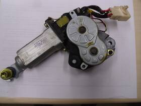 85730-41010 Toyota Oem Avalon Sunroof Sliding Sun Roof Motor 98 99 F4