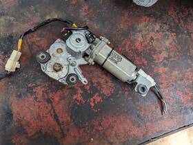 85730-42010 Toyota 1996-2000 Rav4 4dr Sun Roof Moonroof Motor Oem W Relay Rav 4