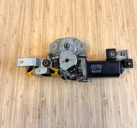 Toyota 85730-60030 Sunroof Motor Assembly