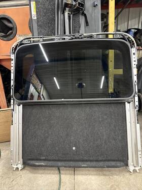 63203-04030 Toyota Truck 63201-04010/ 2016-2023 Tacoma Limited Off Road Sunroof Complete #63201-04010 Oem