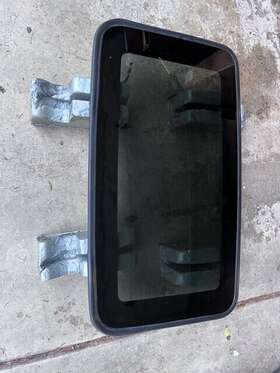 11535936 Utoyota Auto Parts Sunroof For 2010 Toyota Corolla - Used
