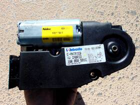 1704133 Volkswagen 07-16 Eos Convertible Top Sunroof Motor With Good Gear 1q0 959 591c Oem
