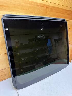 Volkswagen 1k98770569b9 2014 Jetta Rear Panoramic Sunroof Glass