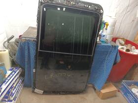 288.vw1623 Volkswagen Roof Glass For 2023 Taos 2933090