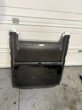 Volkswagen 5c6877041g 2011-2018 Jetta Sunroof With Glass Oem