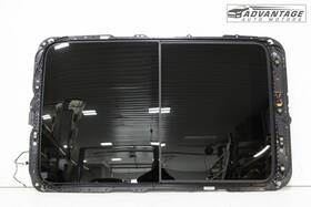 776-717-003-g2 Volkswagen 2018-2024 Tiguan Panoramic Sunroof Moonroof Window Glass And Motor Oem