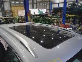 3cn877055a9b9 Volkswagen Trucks 18-23 Atlas Panoramic Sunroof Assembly With Glasses And Frame Oem