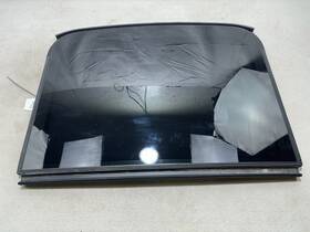 30747161 Volvo 2019-2023 Xc40 Rear Glass Panoramic Sunroof Sun Roof Moonroof Oem