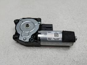 31462496 Volvo 2019 - 2024 S60 Oem Sun Roof Moon Motor Assembly Front Side
