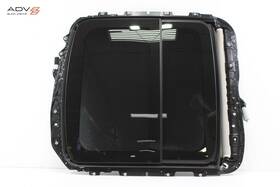 31675516 Volvo S60 Sunroof Sun Roof Window Glass And Motor Sunshade Oem 2019 - 2025
