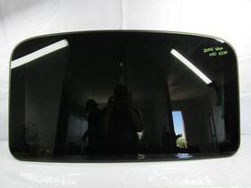 E243r-005001 Volvo 2000-2004 V40a Sunroof Moonroof Glass E243r005001 Oem