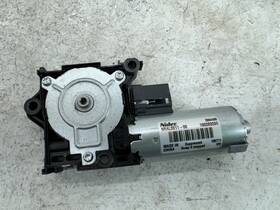 Nral0011 Volvo 2018-2025 Xc60 Electric Sunroof Sun Roof Sliding Glass Motor Oem Nral0011 Volvo 2018-2025 Xc60 Electric Sunroof Sun Roof Sliding Glass Motor Oem