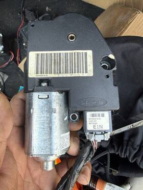 Webasto B9230-656c 2009-2014 Nissan Maxima Sv Front Inch Panoramic Roof Motor