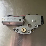 99-02 Tahoe Yukon Suburban Sunroof Motor Oem Gm Module Escalade. Fixed Price $80.00.
