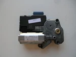 49 27 430 Saab Oem Power Sun Roof Motor. Fixed Price $18.26.