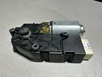 2011 - 2019 Jaguar Xj X351 Land Rover Oem Sunroof Glass Window Motor WR09C05AA. Fixed Price $50.00.