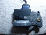 98-09 Saab 9-5 Factory Sun Roof Motor Part# 4927430. Fixed Price $40.00.