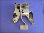 2013 Porsche Cayenne Diesel Brake Pedal Automatic Transmission A/t 2465. Fixed Price $74.99.