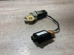 2006 Land Rover Discovery Sunroof Motor 10005121A & Control Module EGW500011. Fixed Price $135.03.