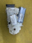 04-09 Cadillac Srx Sunroof Motor 2004 Good Working Condition Free Shipping. Fixed Price $149.95.