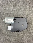 11-18 Volvo XC60 Window Glass Drive Motor Oem. Fixed Price $30.00.