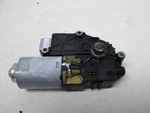 Land Rover Discovery Sport 15-19 Sunroof Motor 1731941F (used). Fixed Price $79.99.